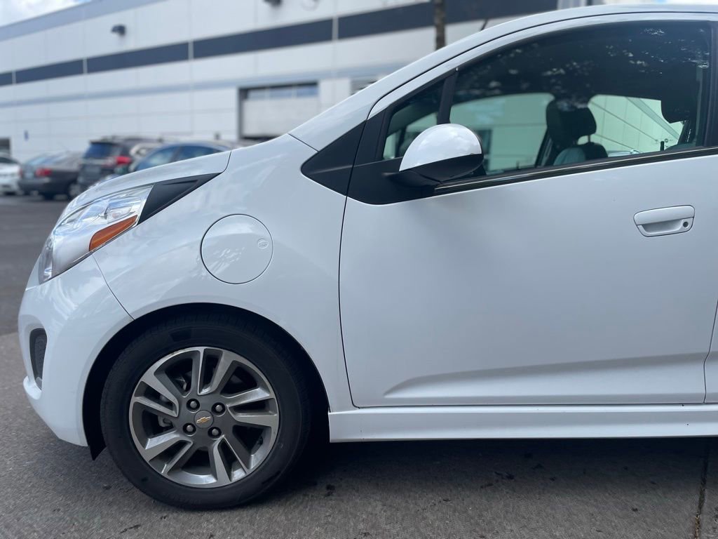 Used 2016 Chevrolet Spark LT image 8