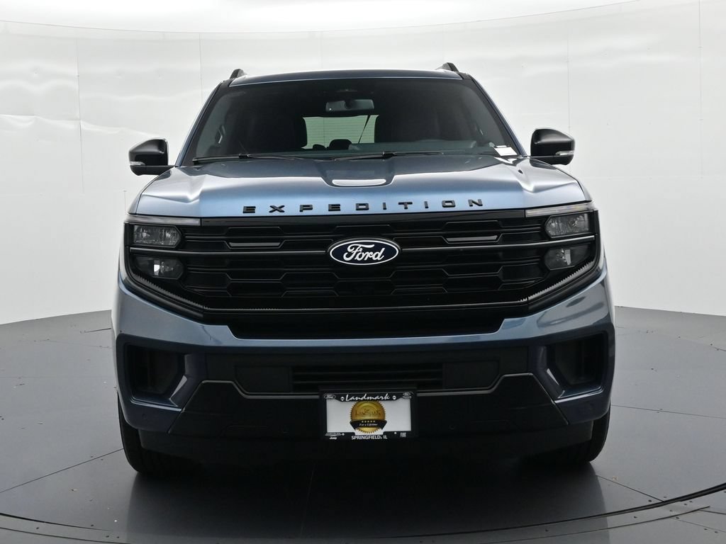 New 2027 Ford Expedition Platinum w/ Stealth Performance Package AWD/4WD image 3