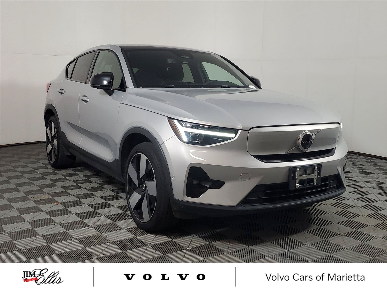 Certified 2024 Volvo C40 P8 Recharge Ultimate w/ Protection Package Premier RWD image 1
