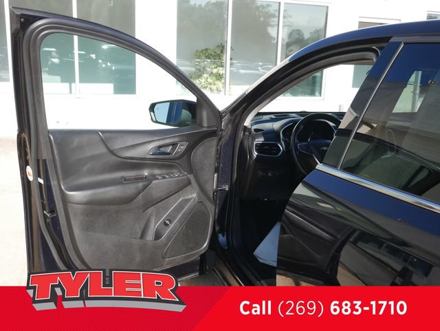 Used 2020 Chevrolet Equinox LT w/ Driver Convenience Package FWD image 20