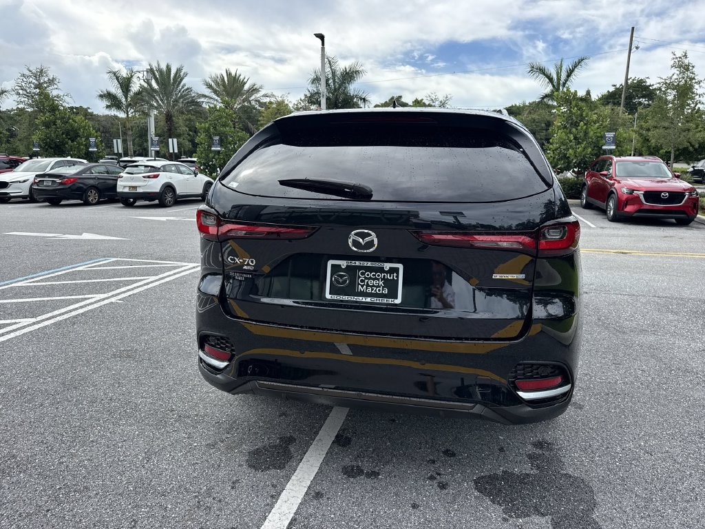 Certified 2025 MAZDA CX-70 Plug-In Hybrid w/ Premium Plus AWD/4WD image 25
