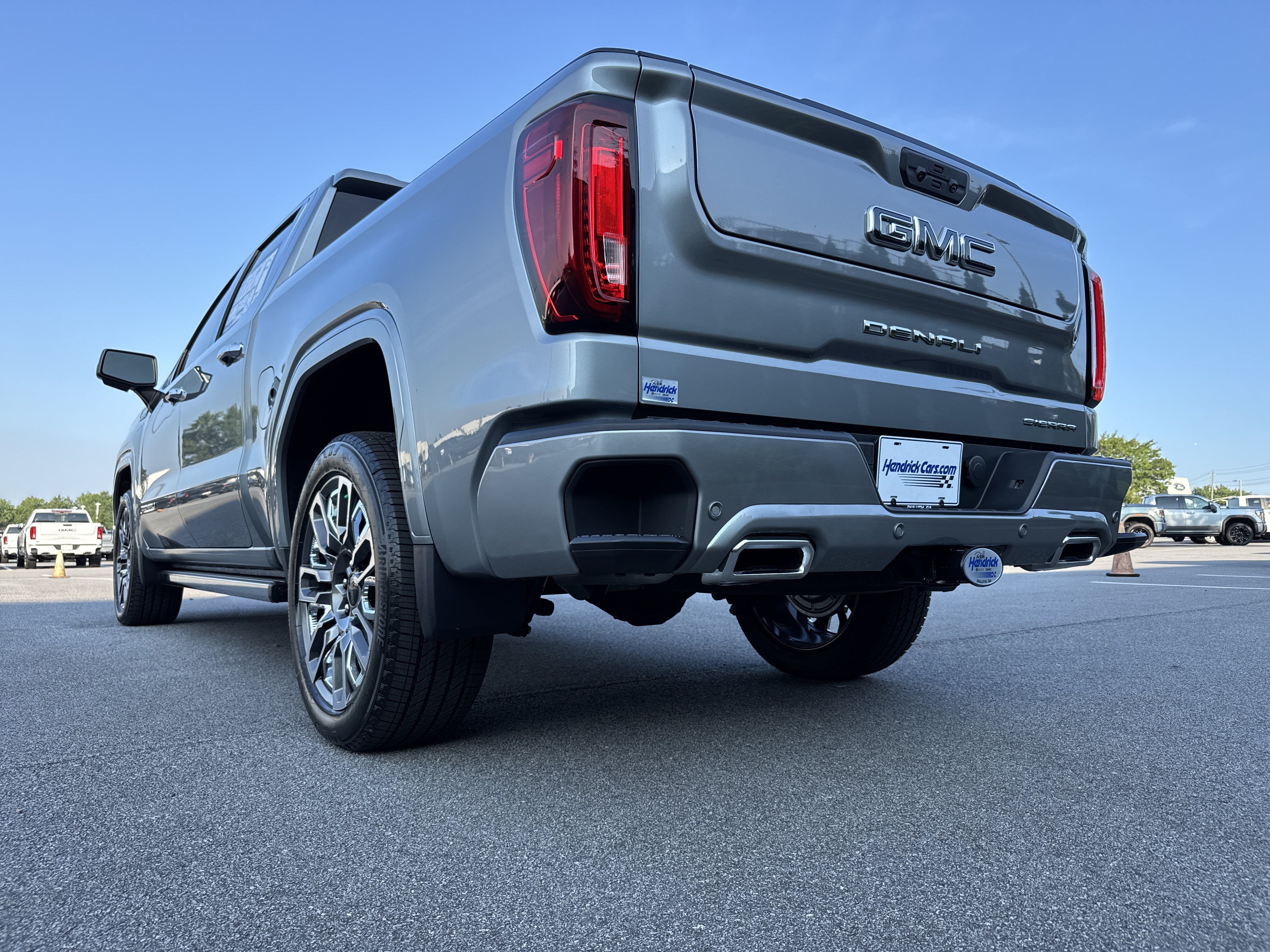 New 2026 GMC Sierra 1500 Denali Ultimate AWD/4WD image 8