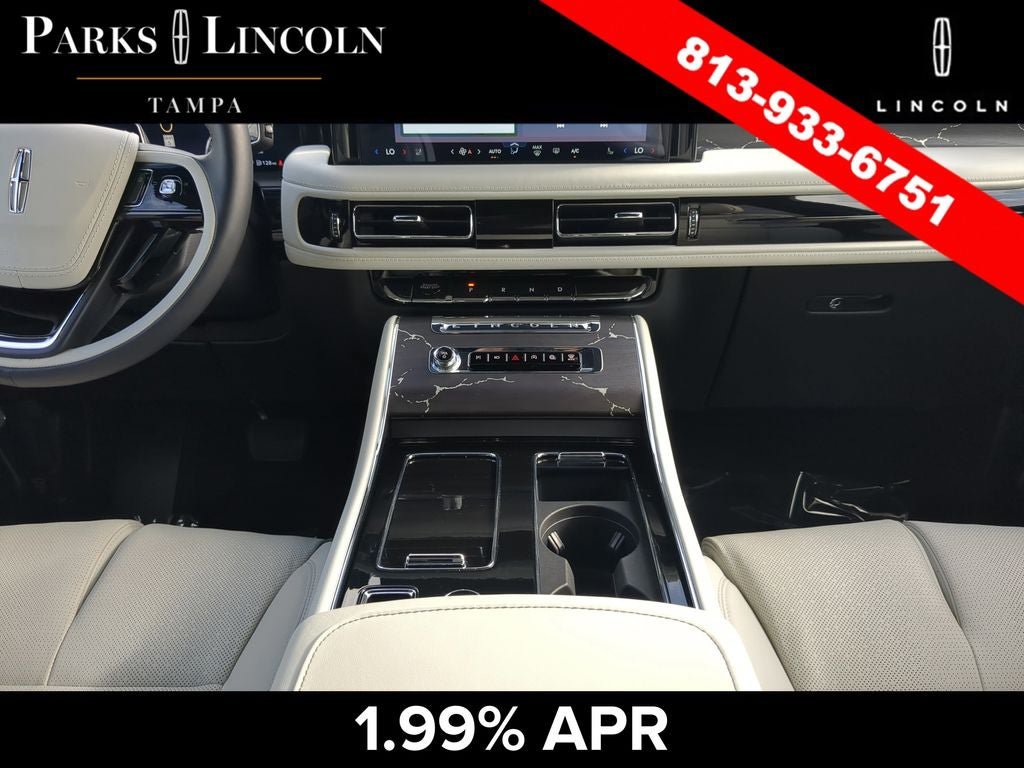 Certified 2025 Lincoln Aviator Black Label w/ Jet Appearance Package AWD/4WD image 13