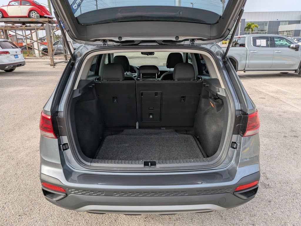 Certified 2023 Volkswagen Taos S FWD image 9