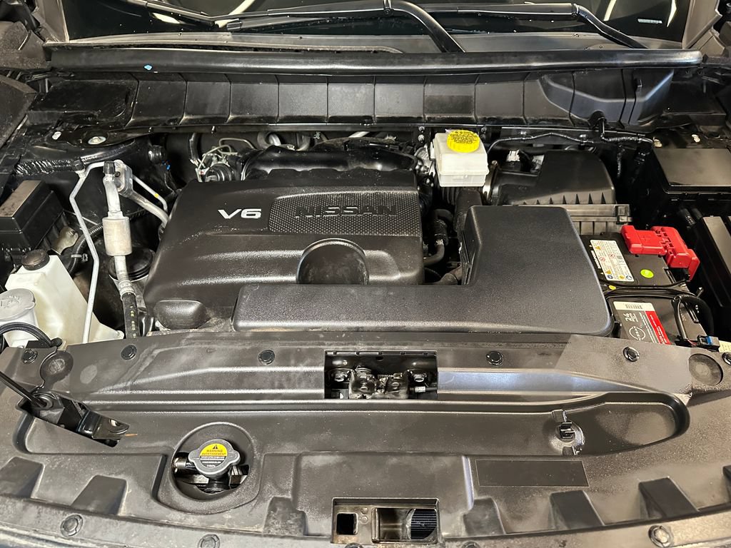 Used 2022 Nissan Pathfinder SL AWD/4WD image 23