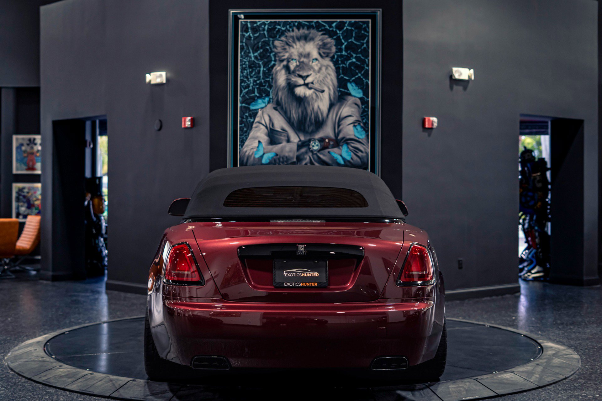 Used 2019 Rolls-Royce Dawn image 43