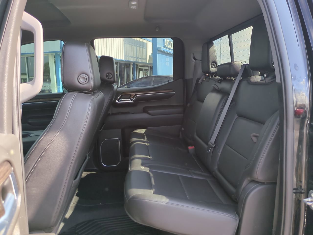 Used 2022 Chevrolet Silverado 1500 LT Trail Boss w/ LT Trail Boss Premium Package AWD/4WD image 14