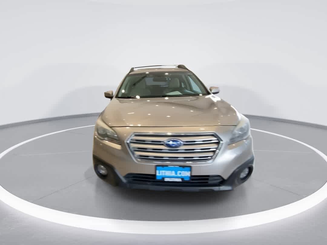 Used 2016 Subaru Outback 2.5i Premium AWD/4WD image 3