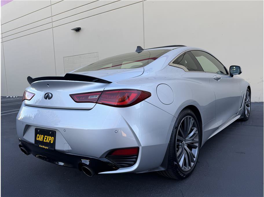 Used 2017 INFINITI Q60 3.0t w/ Premium Plus Package 3.0T RWD image 7