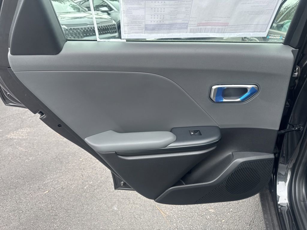New 2025 Kia K4 LXS image 12