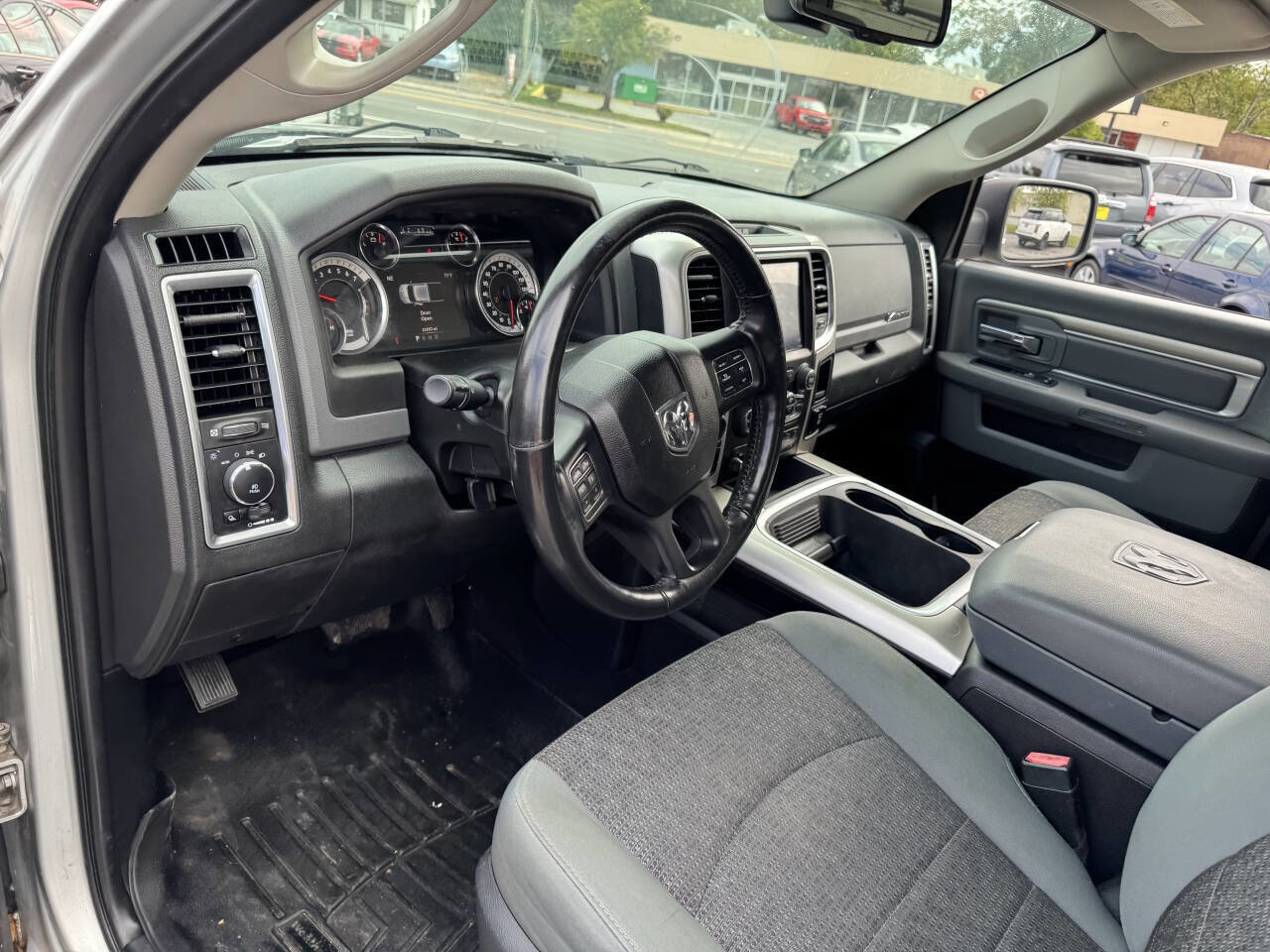 Used 2018 RAM 1500 Big Horn image 22