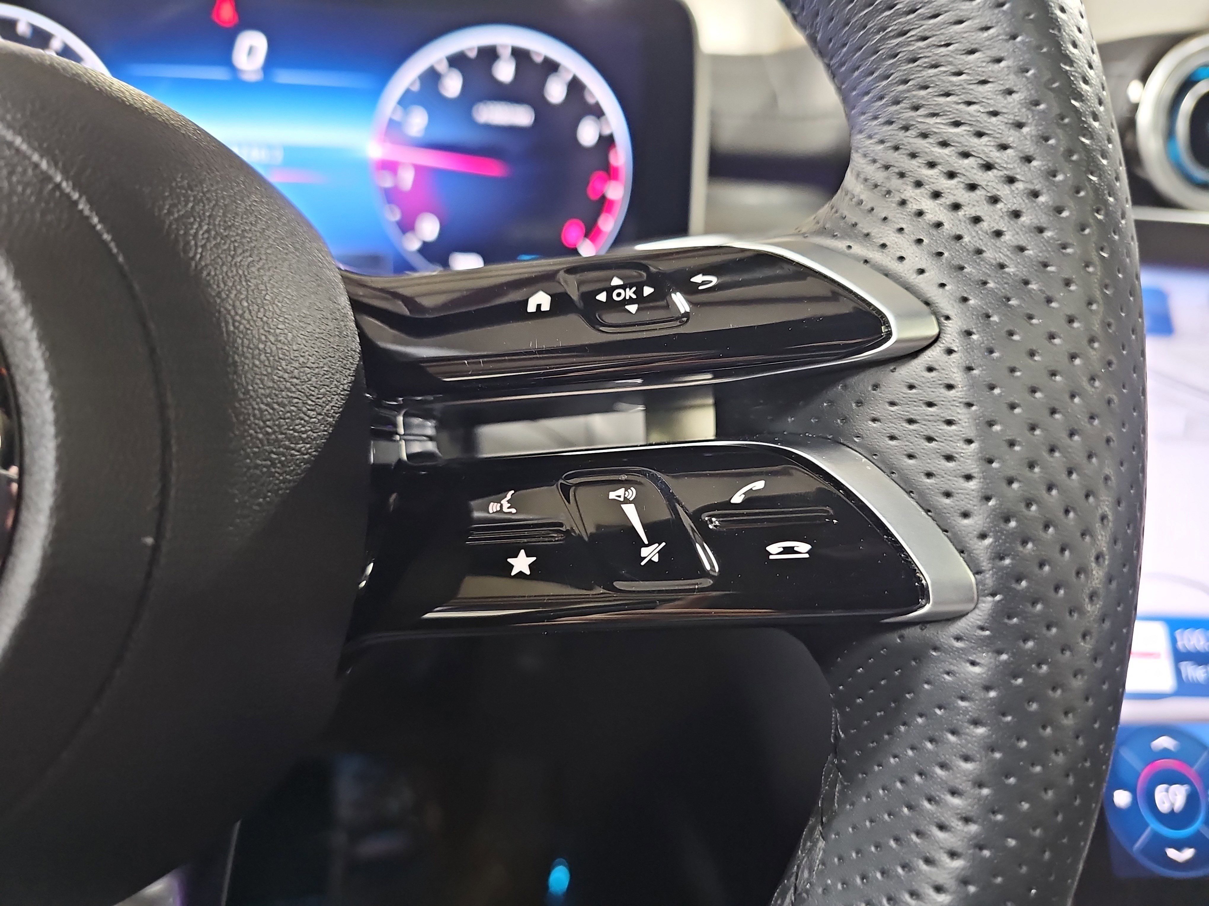 Certified 2023 Mercedes-Benz C 300 Sedan image 20