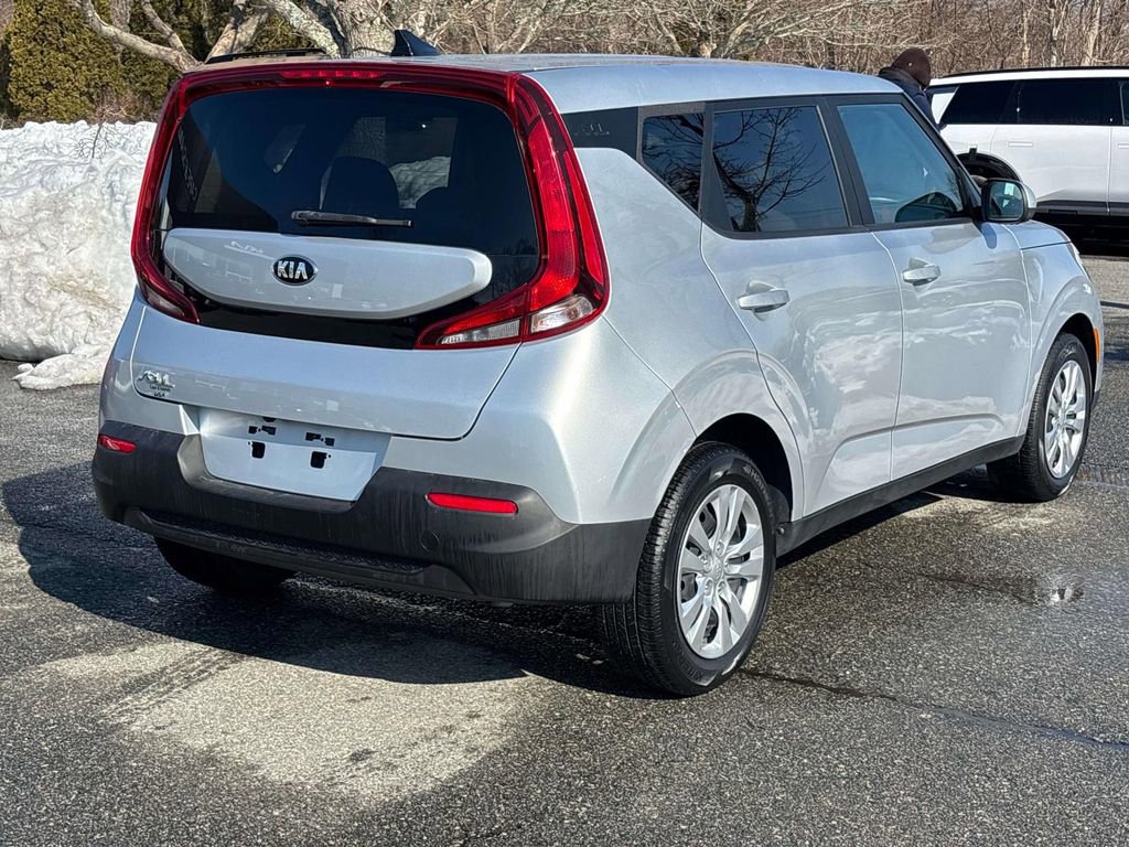 Certified 2021 Kia Soul LX image 3