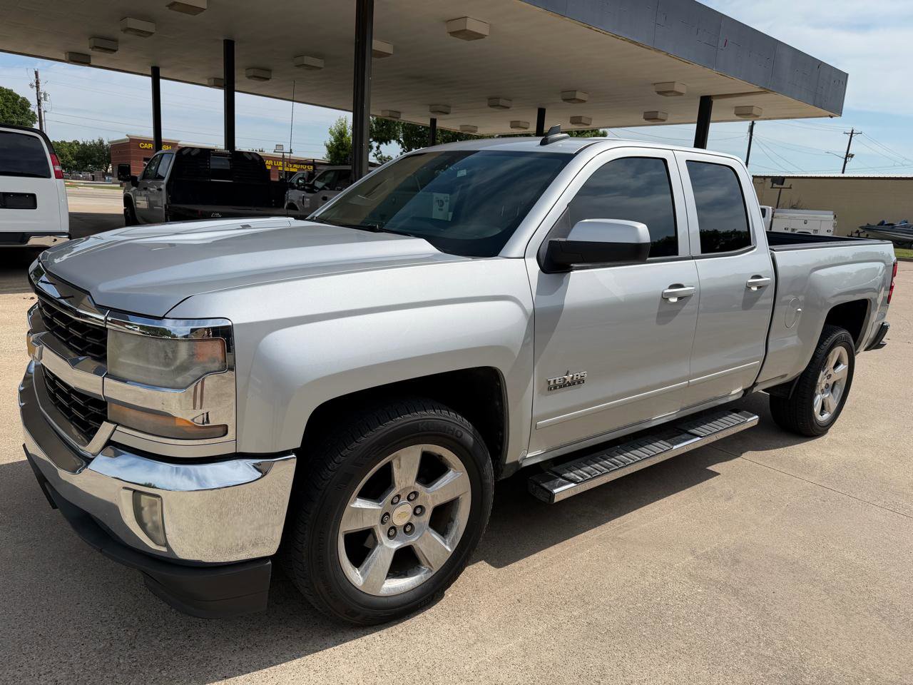 Used 2016 Chevrolet Silverado 1500 LT w/ Texas Edition RWD image 1