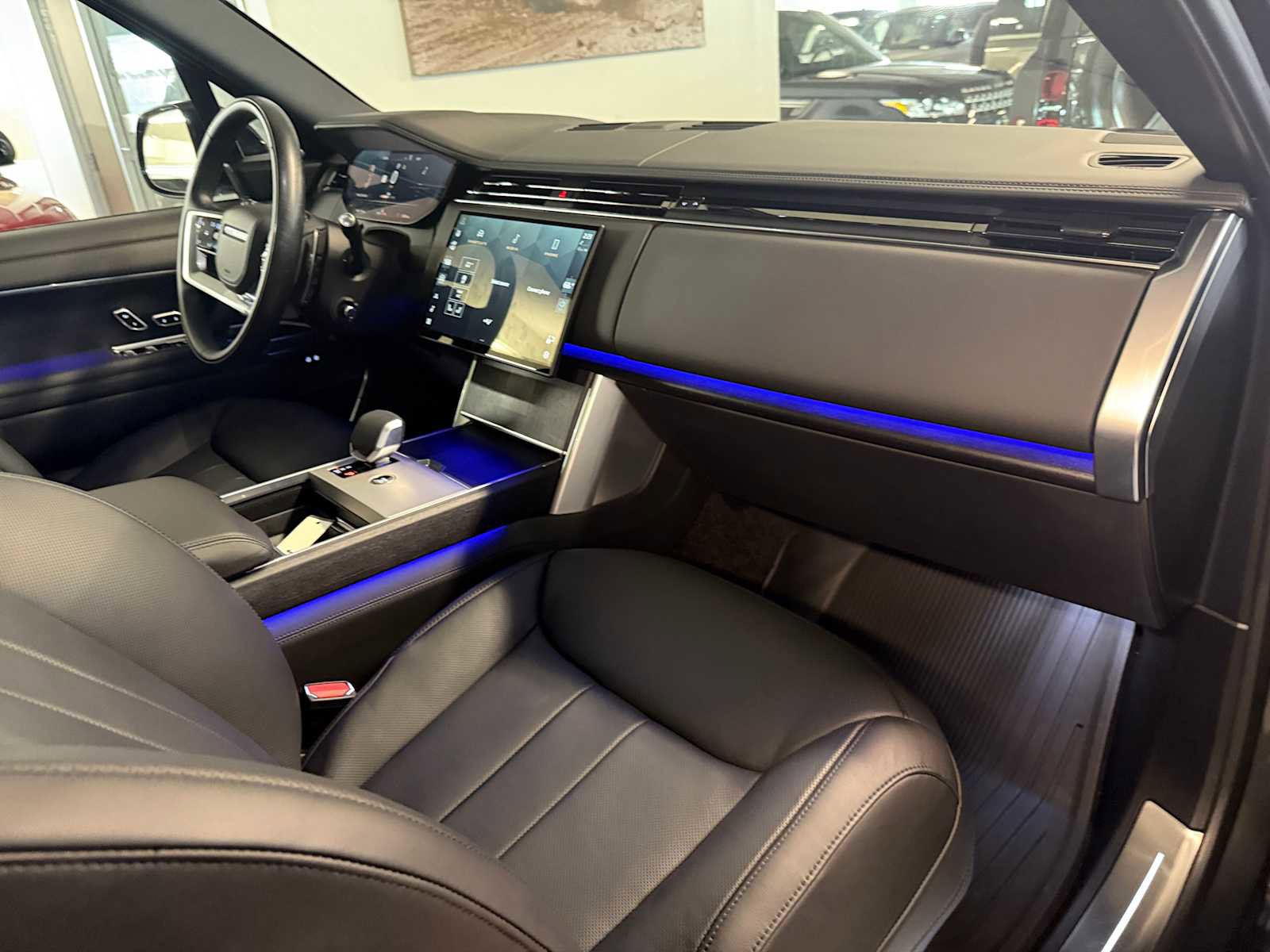 Certified 2025 Land Rover Range Rover Autobiography image 11