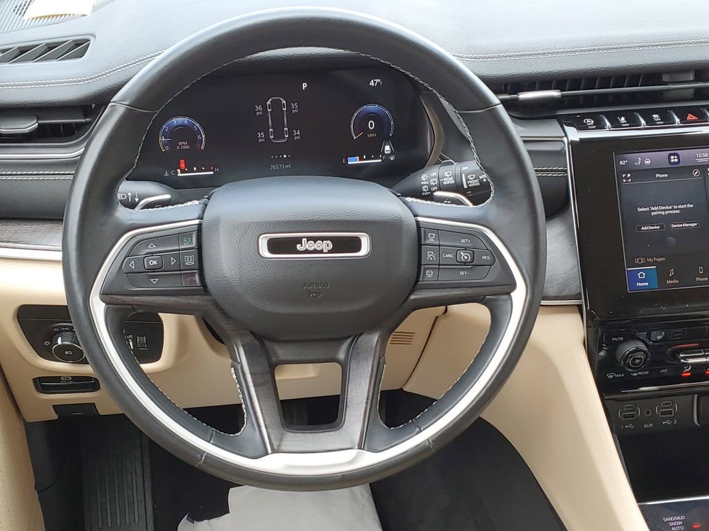 Used 2022 Jeep Grand Cherokee L Limited AWD/4WD image 26