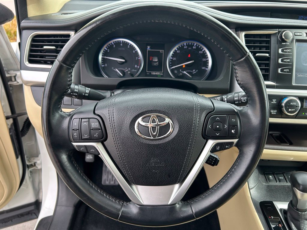 Used 2017 Toyota Highlander XLE AWD/4WD image 20