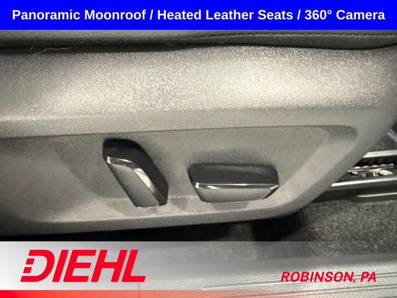 Used 2025 Nissan Rogue SL w/ SL Premium Package AWD/4WD image 14