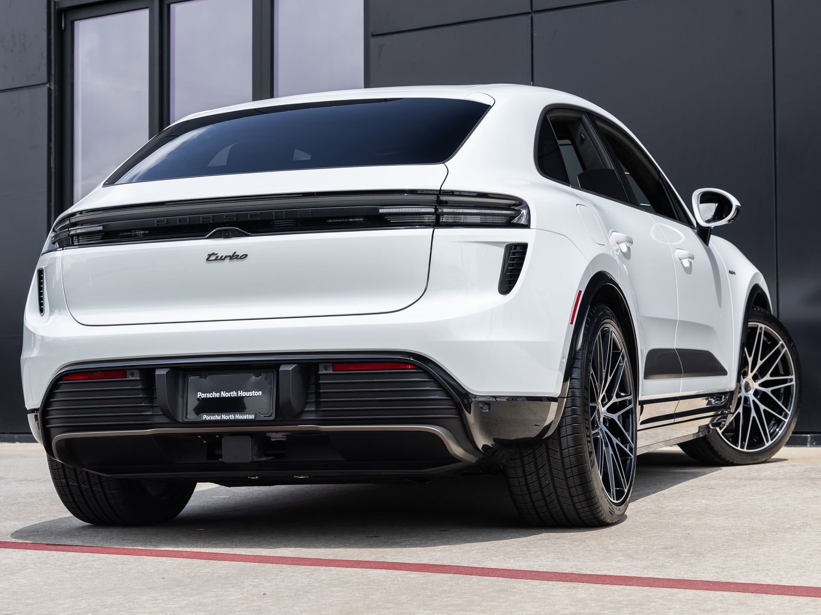 New 2025 Porsche Macan Turbo Electric AWD/4WD image 11