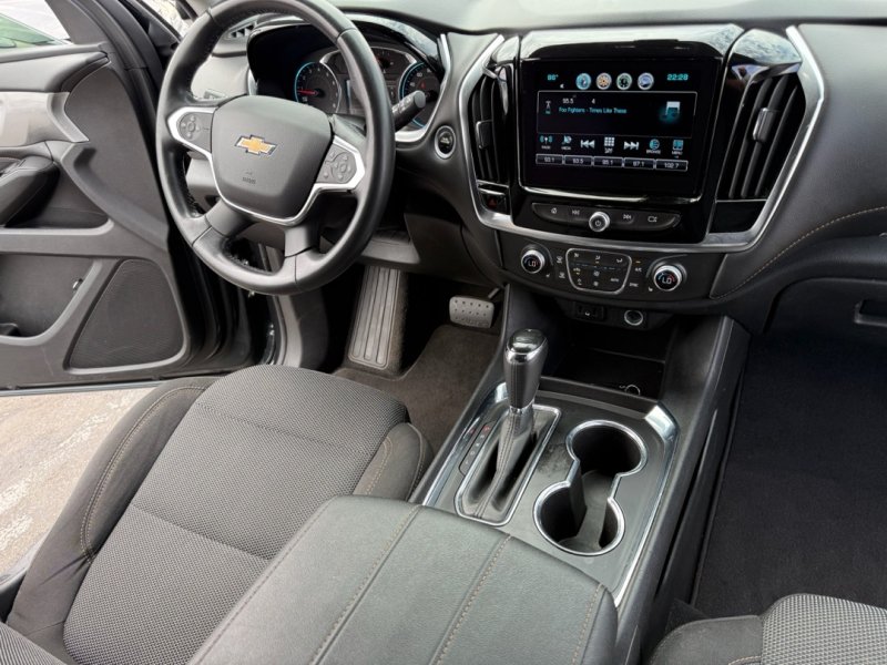 Used 2018 Chevrolet Traverse LT AWD/4WD image 30