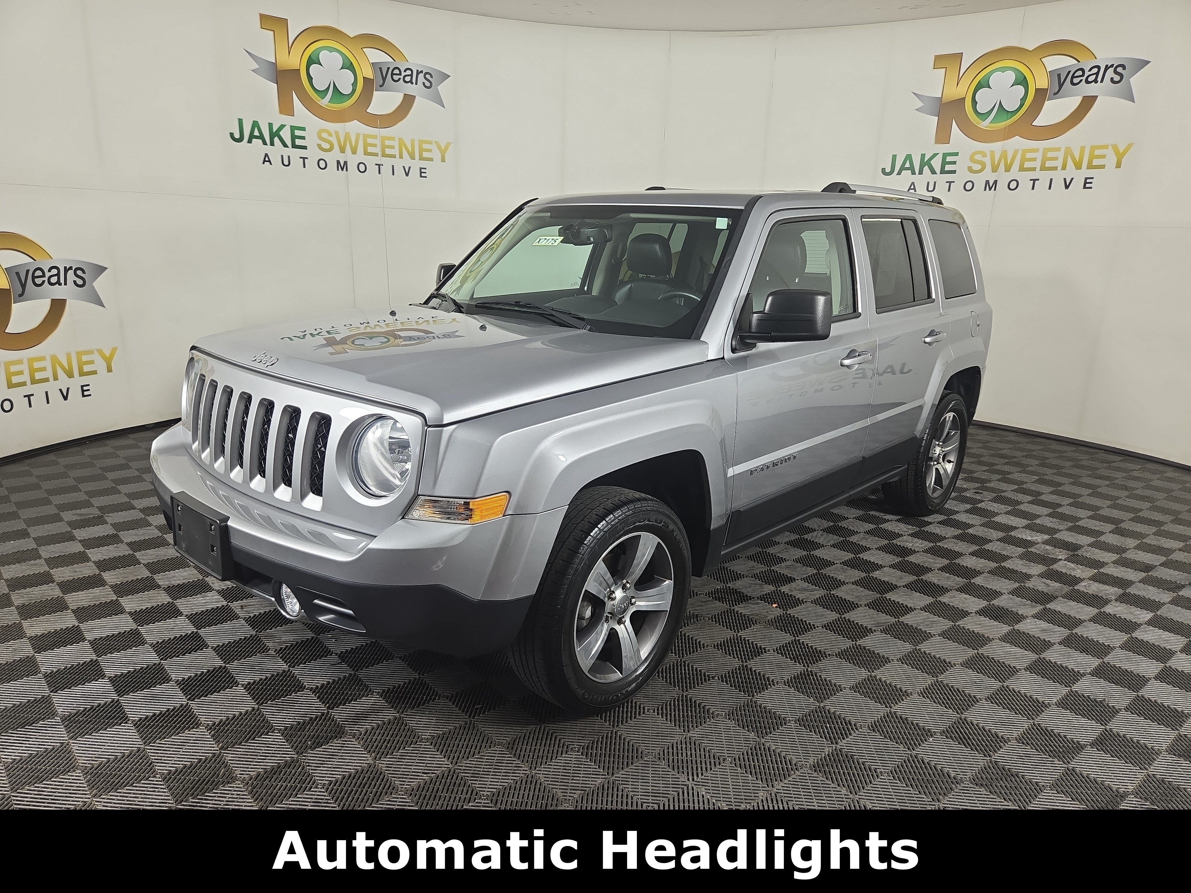 Used 2017 Jeep Patriot High Altitude AWD/4WD image 4