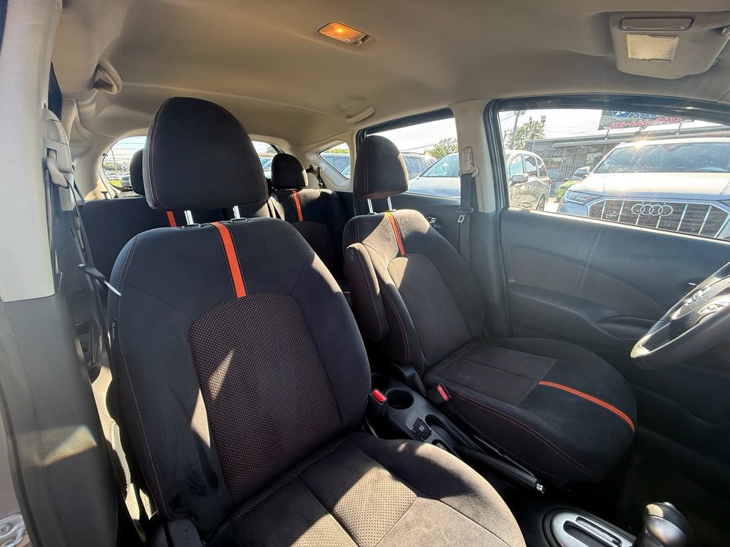 Used 2015 Nissan Versa Note SR w/ Interior Illumination Package FWD image 24