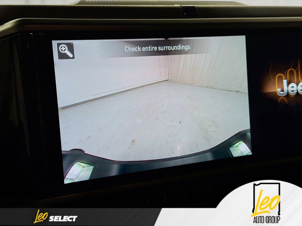 Used 2024 Jeep Gladiator Sport image 13