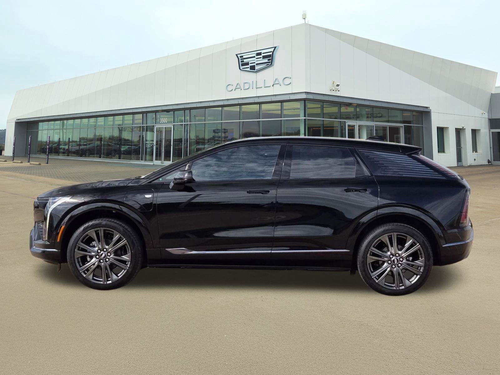 New 2027 Cadillac Optiq Premium Sport w/ LPO, Floor Liner Package AWD/4WD image 3