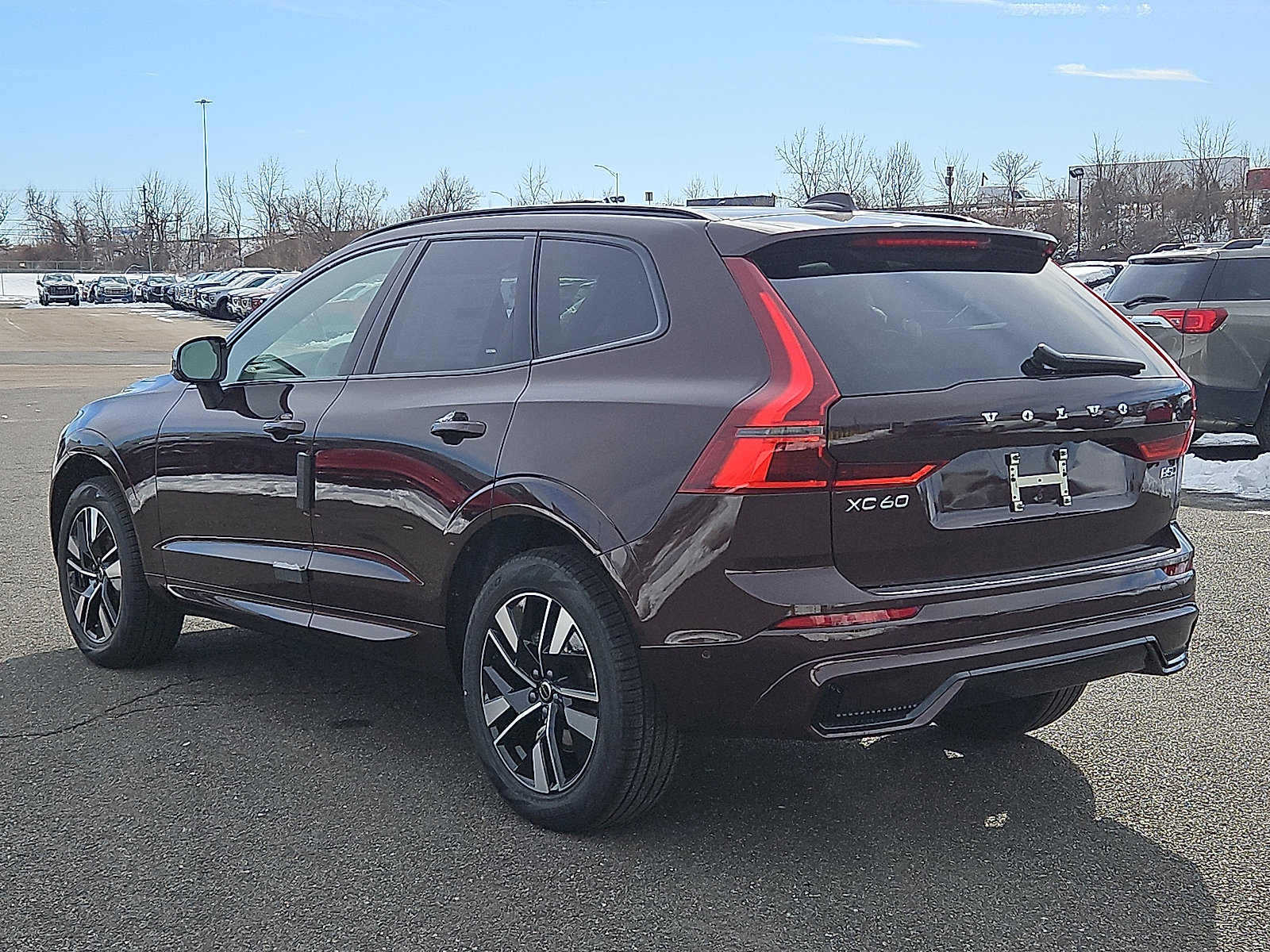 New 2026 Volvo XC60 B5 Plus w/ Protection Package Premier image 4