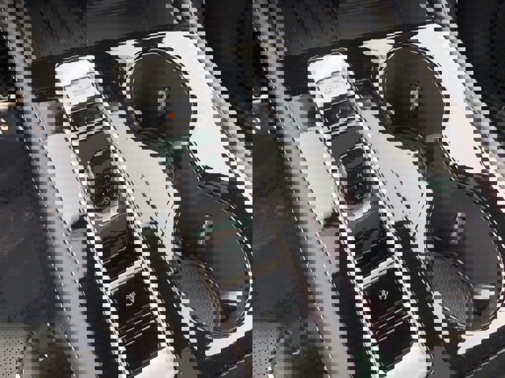 New 2025 Volkswagen Atlas SEL Premium R-Line image 23