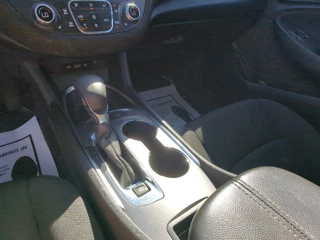 Used 2024 Chevrolet Malibu LT FWD image 17