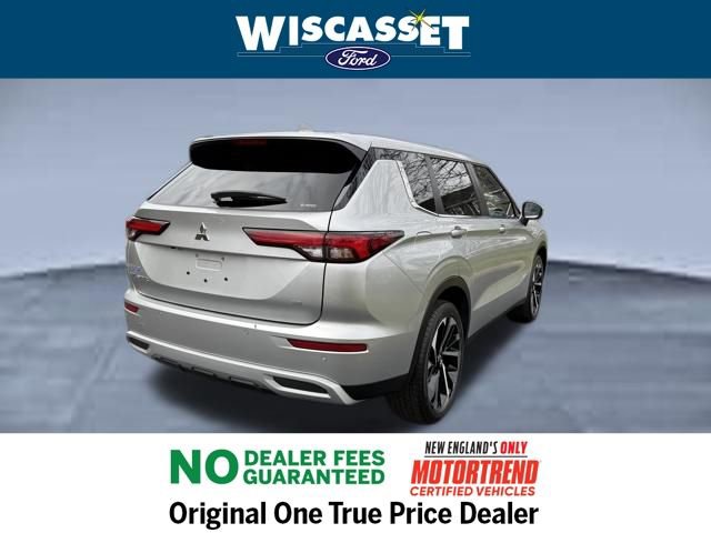 Used 2024 Mitsubishi Outlander SE image 27