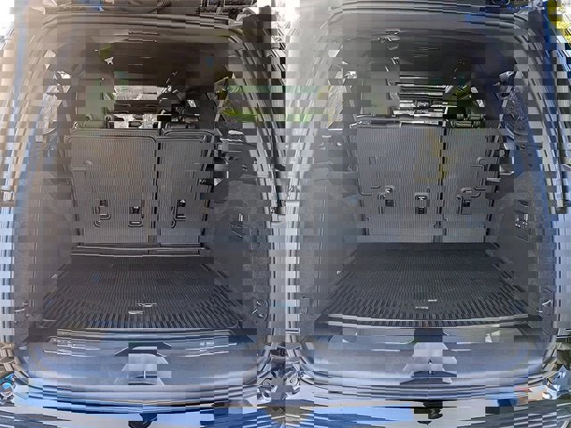 New 2025 Cadillac Escalade ESV Sport w/ Touring Package image 12