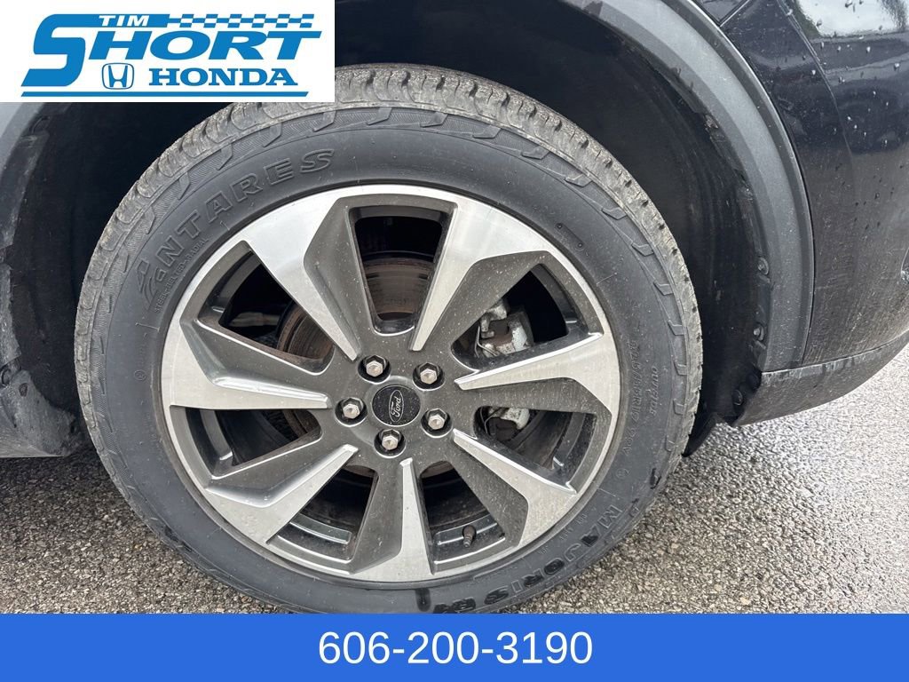 Used 2024 Ford Escape Platinum AWD/4WD image 5