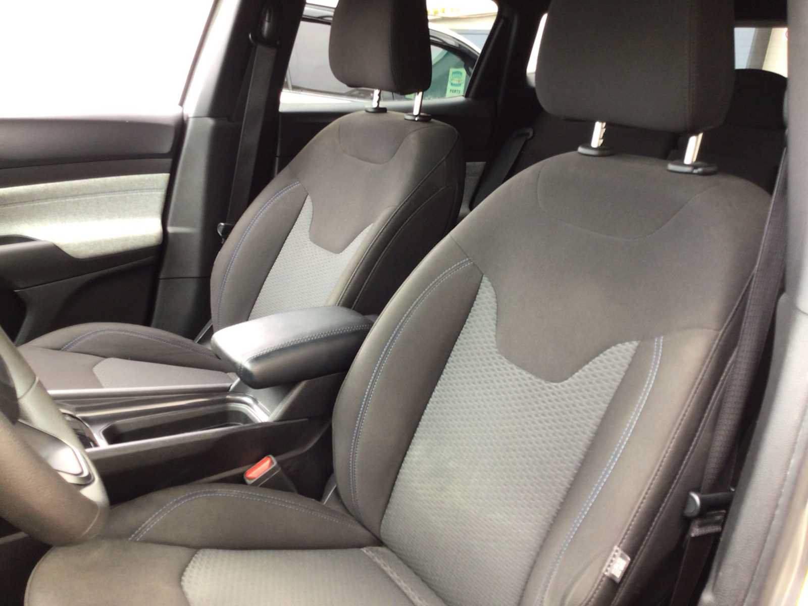 Used 2023 Jeep Compass Sport AWD/4WD image 12