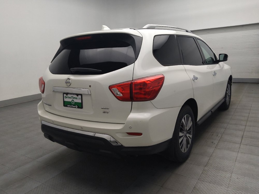 Used 2019 Nissan Pathfinder SV AWD/4WD image 9