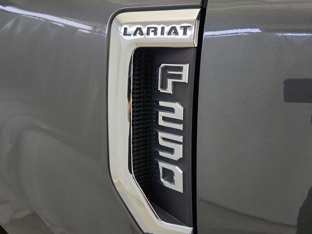 Used 2019 Ford F250 Lariat w/ Lariat Ultimate Package AWD/4WD image 36