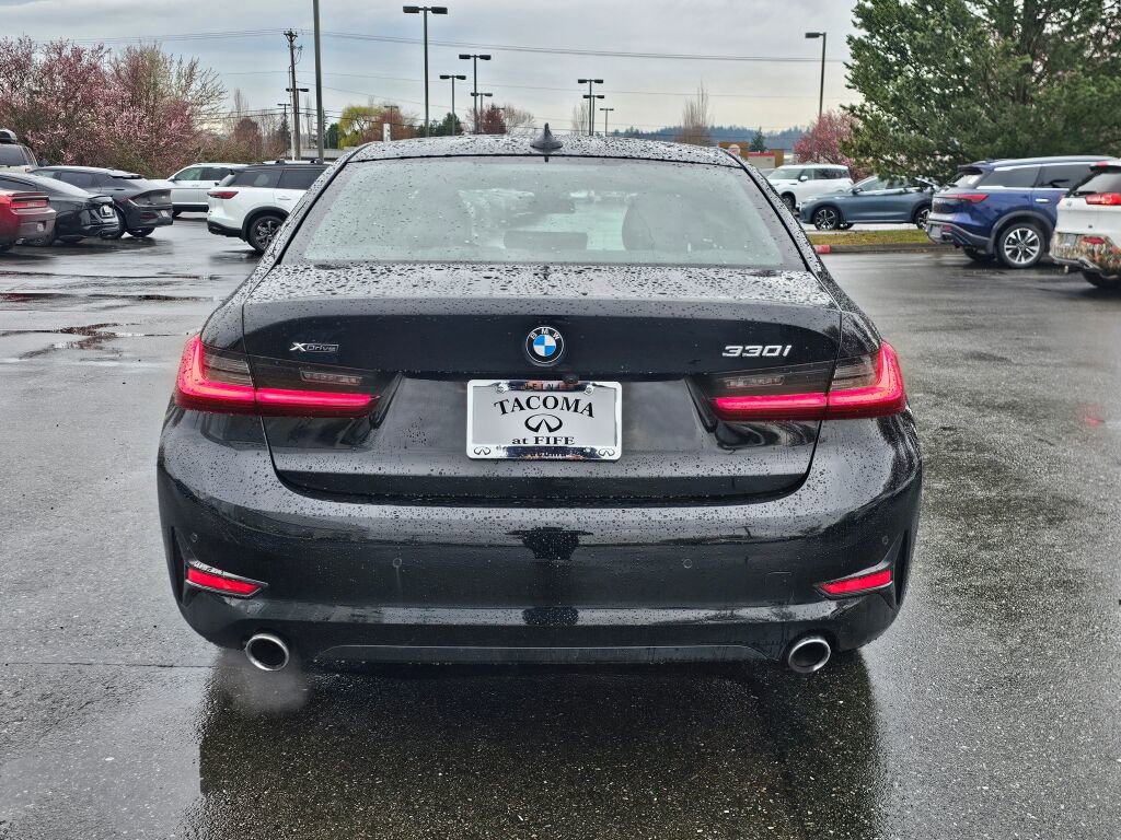 Used 2022 BMW 330i xDrive Sedan w/ Premium Package 2 image 6