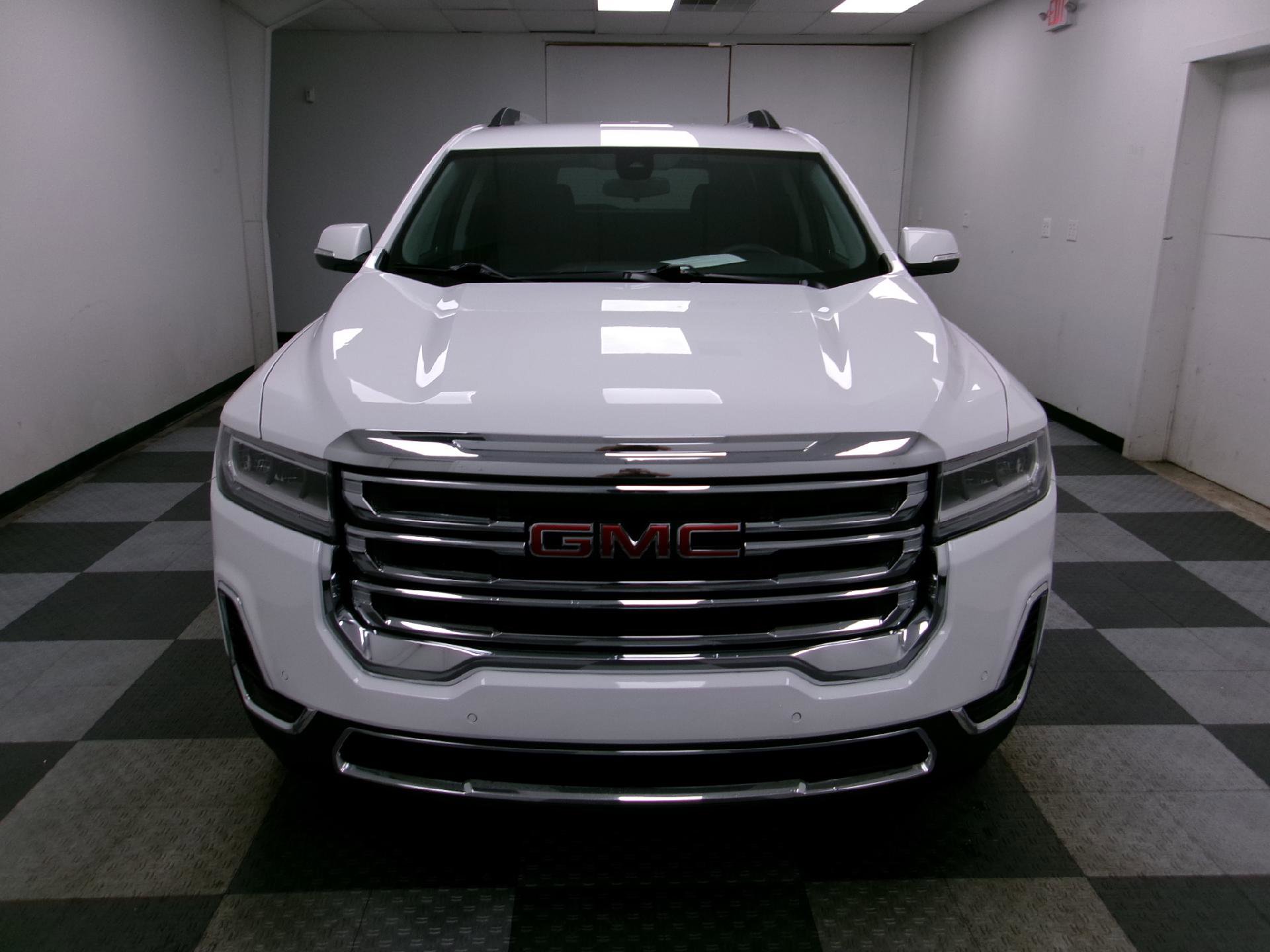 Certified 2022 GMC Acadia SLE w/ Driver Convenience Package image 16