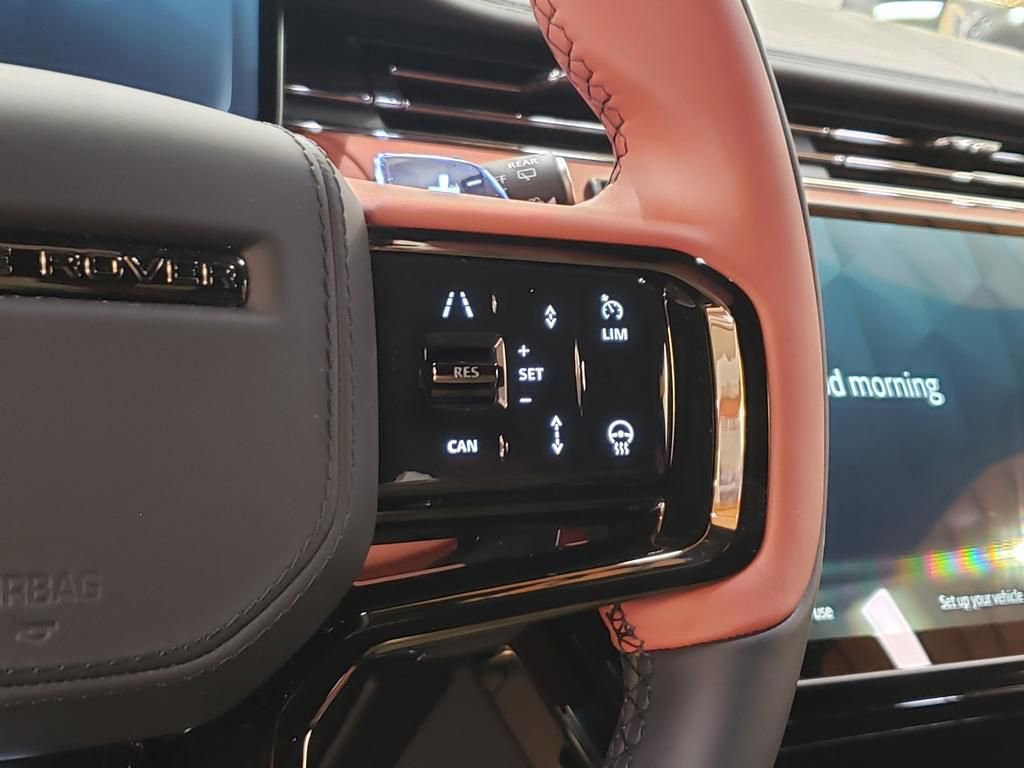 New 2026 Land Rover Range Rover Sport SV image 25