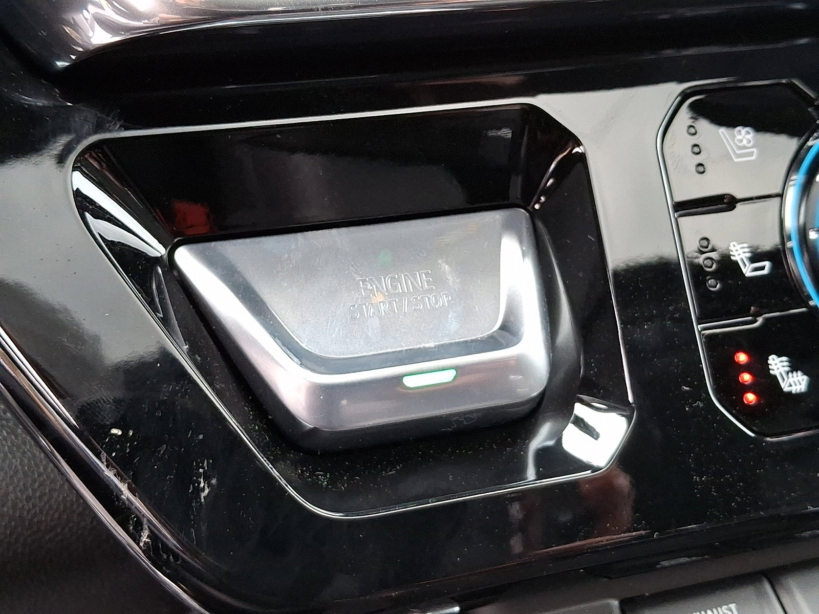 New 2026 GMC Sierra 3500 Denali w/ Denali Reserve Package image 19