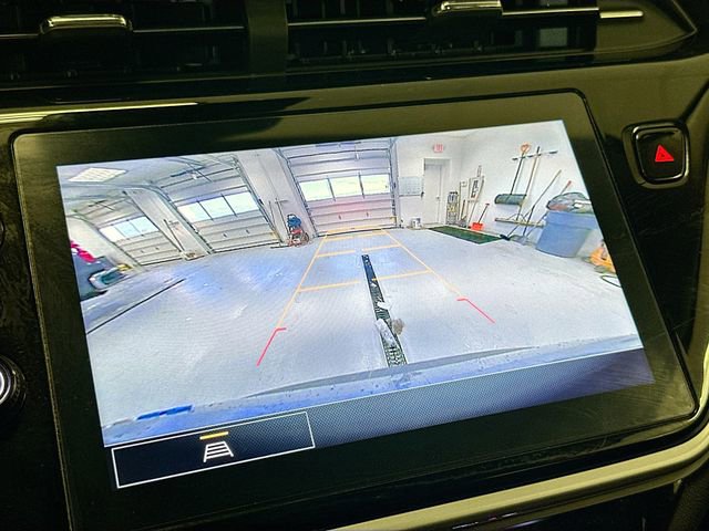 Used 2022 Chevrolet Bolt EUV LT w/ Convenience Package image 13