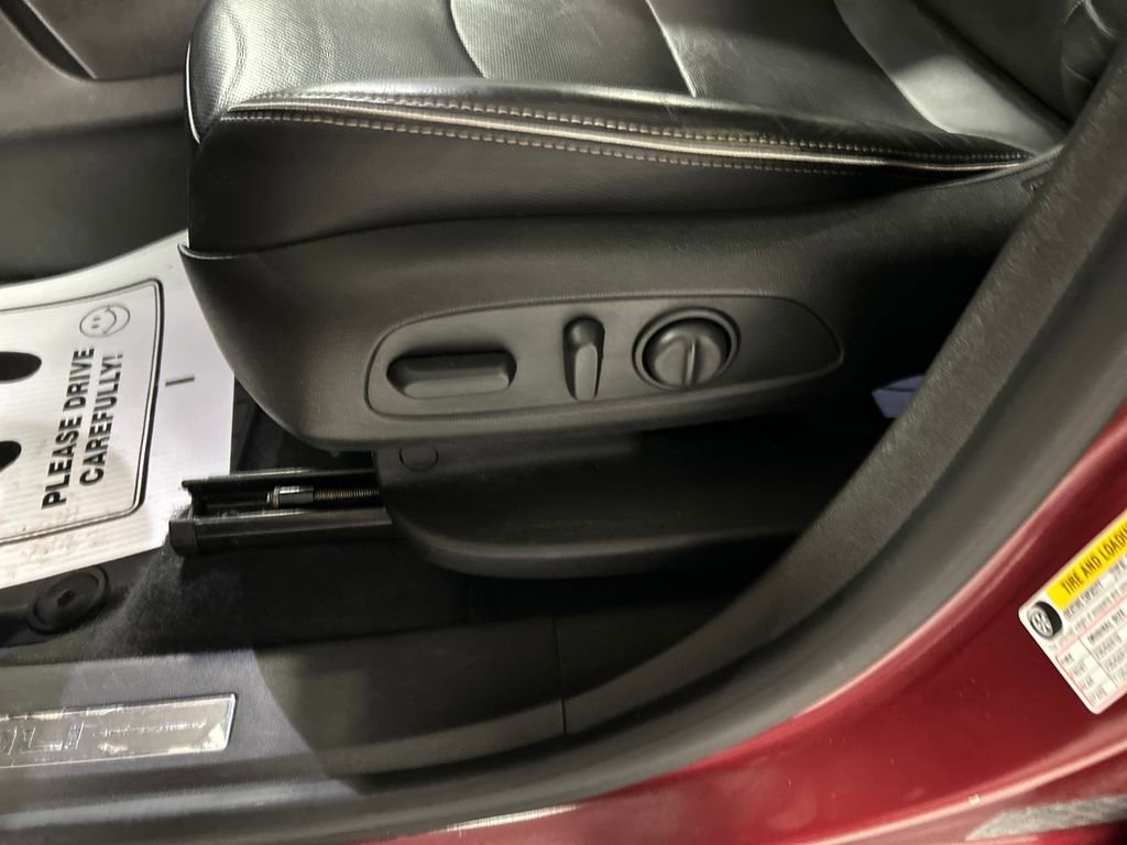 Used 2018 GMC Terrain Denali w/ Comfort Package image 11