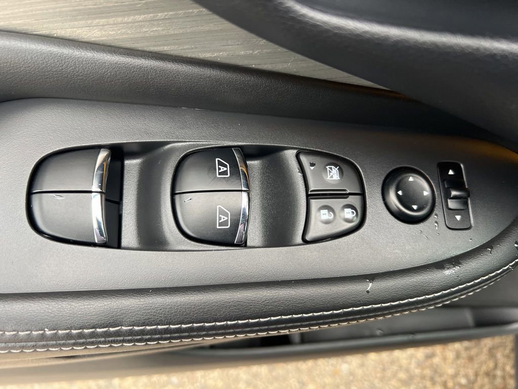 Used 2015 Nissan Murano Platinum w/ Platinum Technology Package AWD/4WD image 52