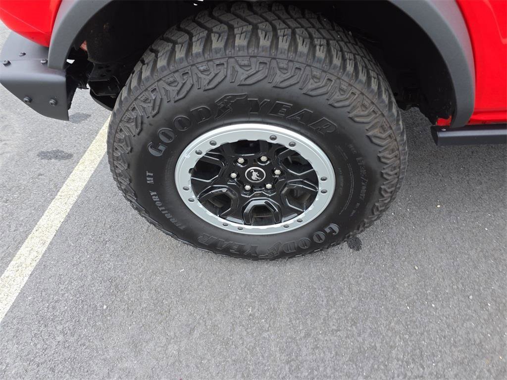 Used 2024 Ford Bronco Badlands w/ Sasquatch Package image 11