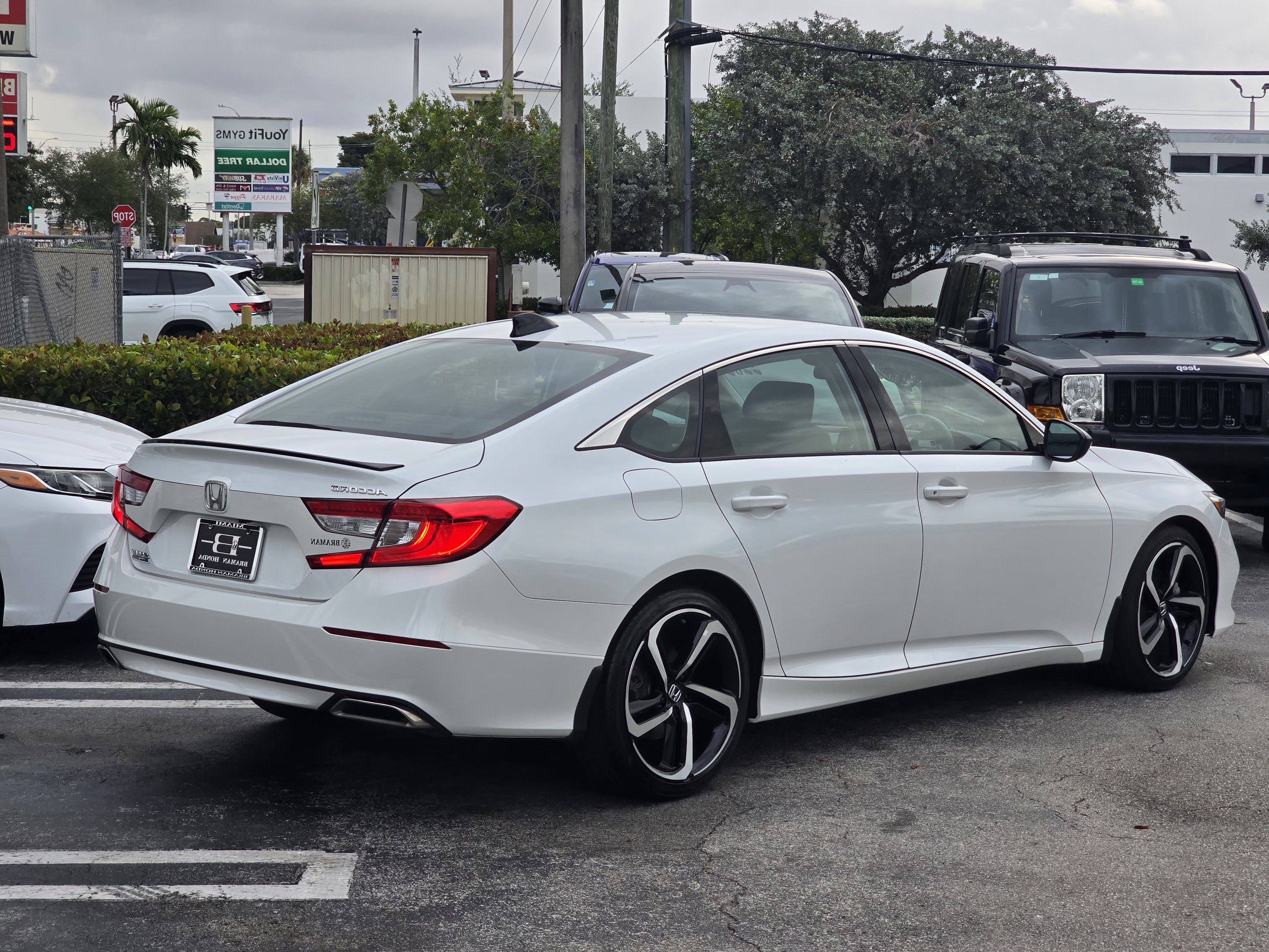 Certified 2022 Honda Accord Sport image 4