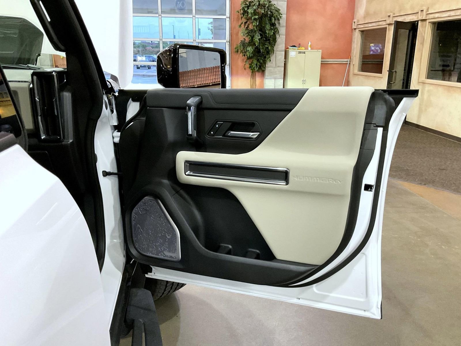 New 2026 GMC Hummer EV 4x4 Crew Cab image 16