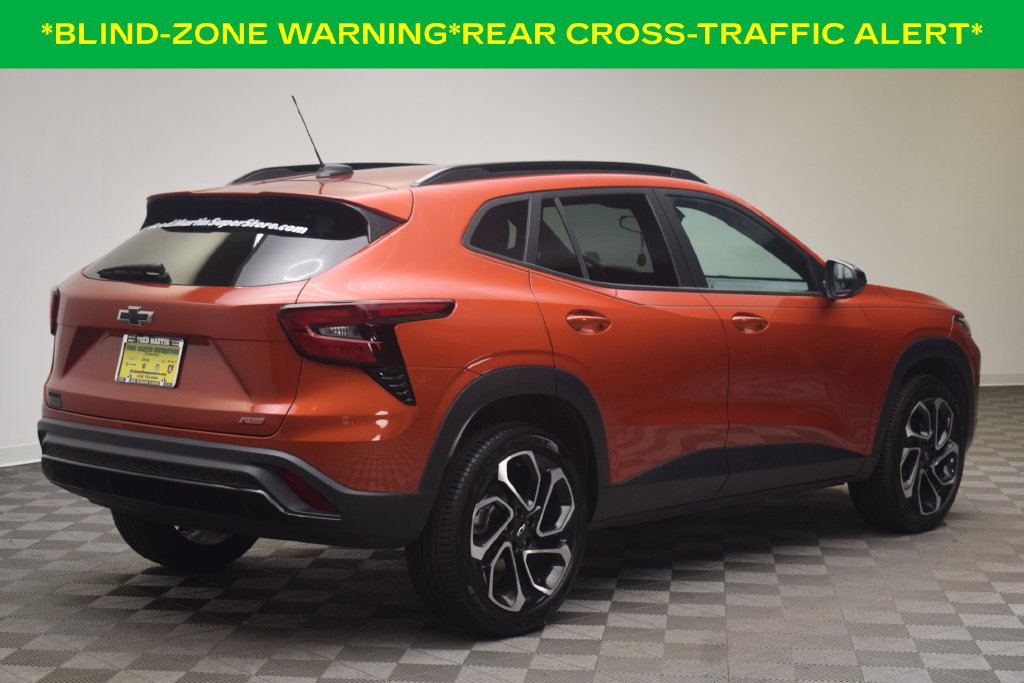 Used 2024 Chevrolet Trax RS w/ Driver Confidence Package FWD image 5
