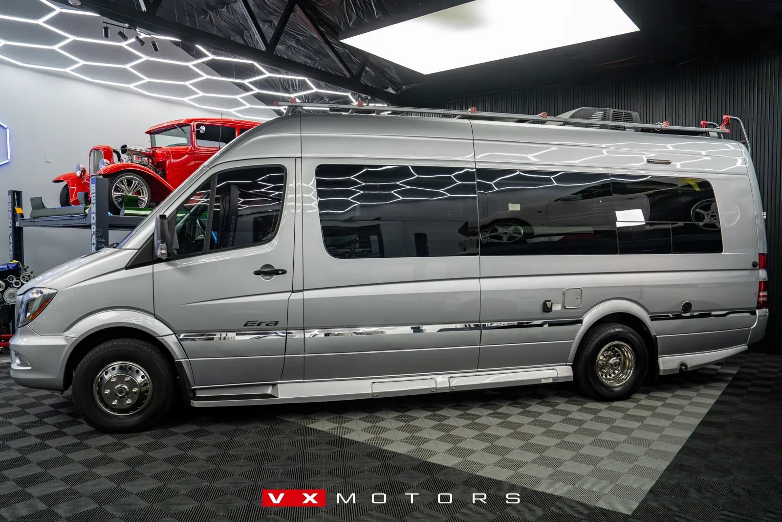 Used 2017 Mercedes-Benz Sprinter 3500 image 7