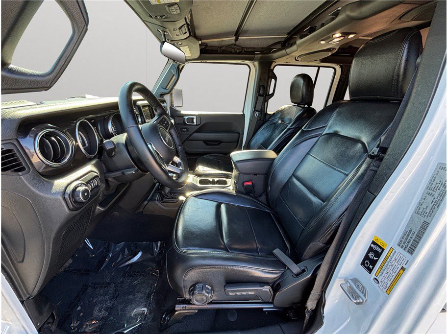 Used 2021 Jeep Wrangler Unlimited Sahara w/ Altitude AWD/4WD image 2